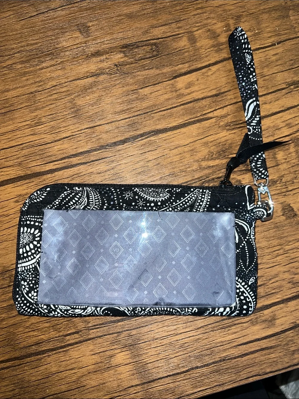 Vera Bradley Black & White Paisley Wristlet- OS